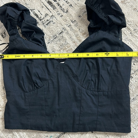 Abercrombie & Fitch Smocked Crop Top - Picture 8 of 9